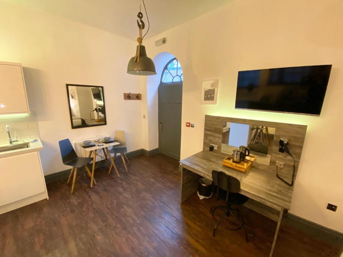 Studio At The Coach House Apartments 利兹 外观 照片