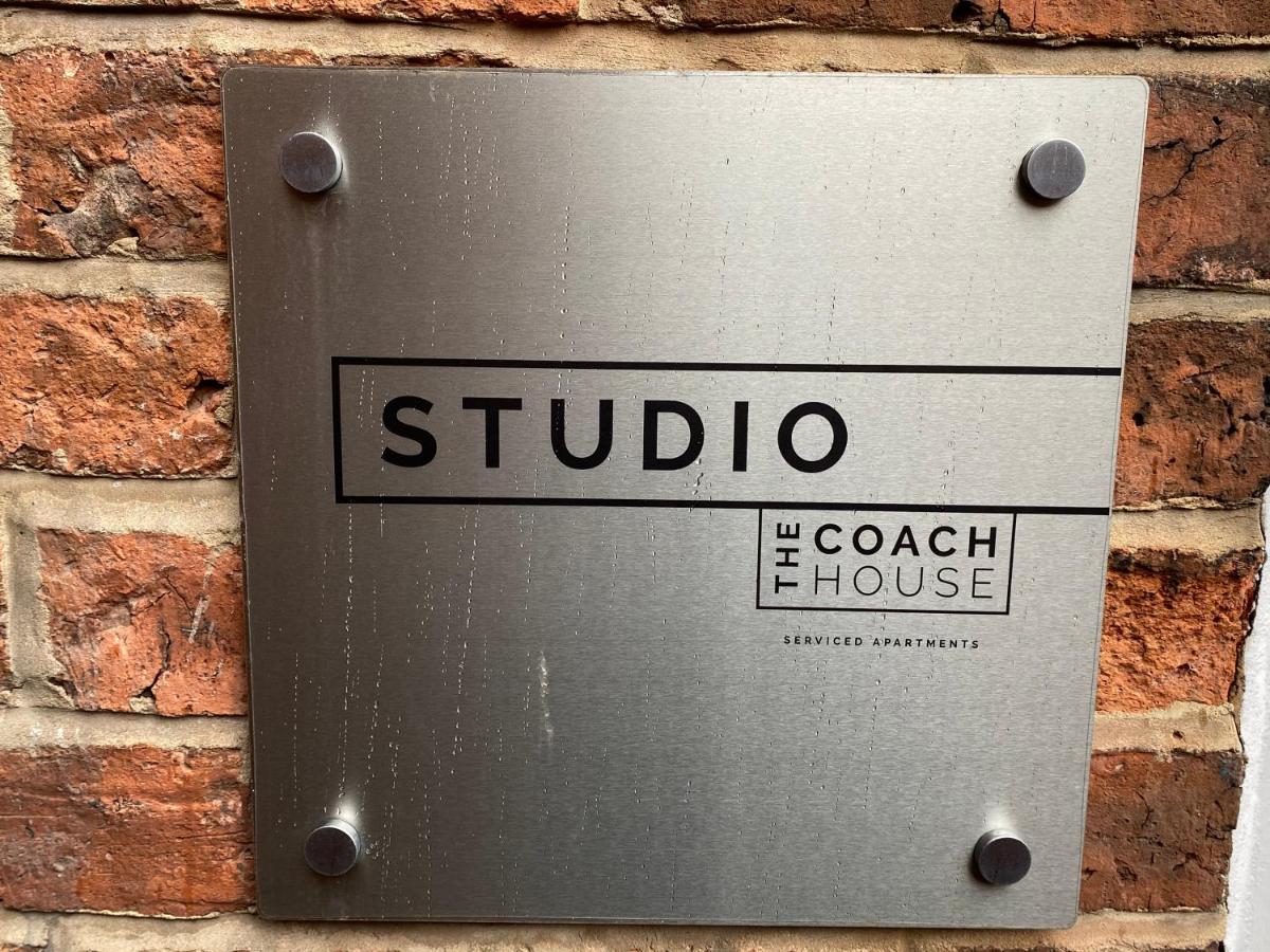 Studio At The Coach House Apartments 利兹 外观 照片