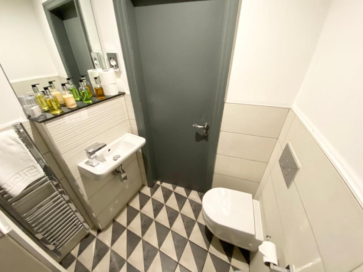 Studio At The Coach House Apartments 利兹 外观 照片